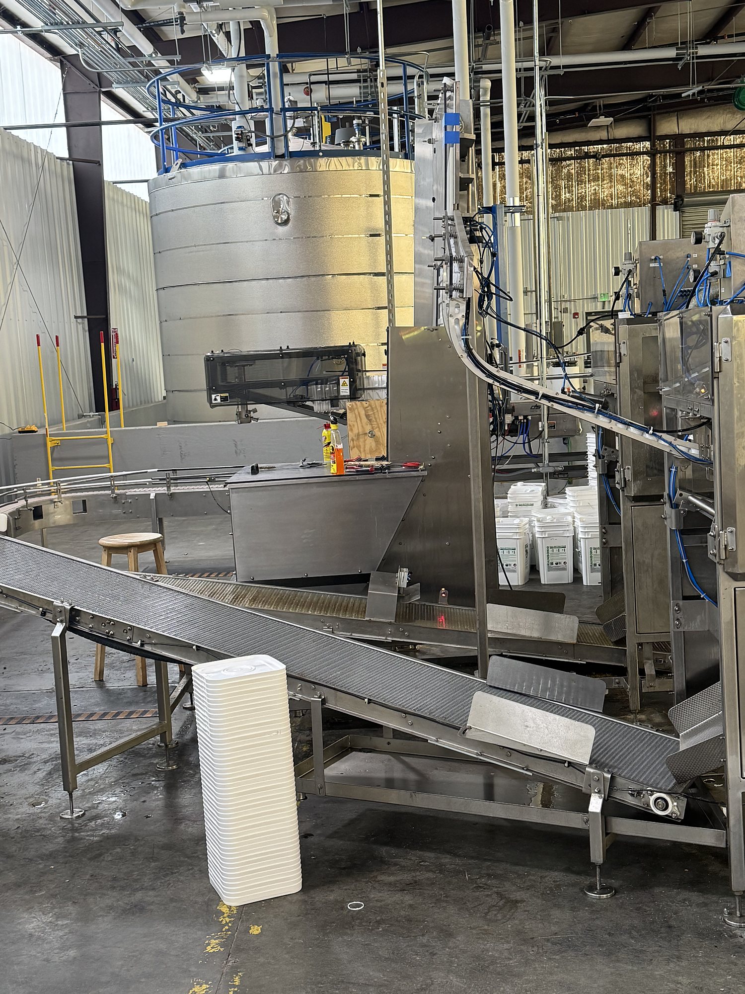 Rainbow Technology Bulk Storage and Package Distribution