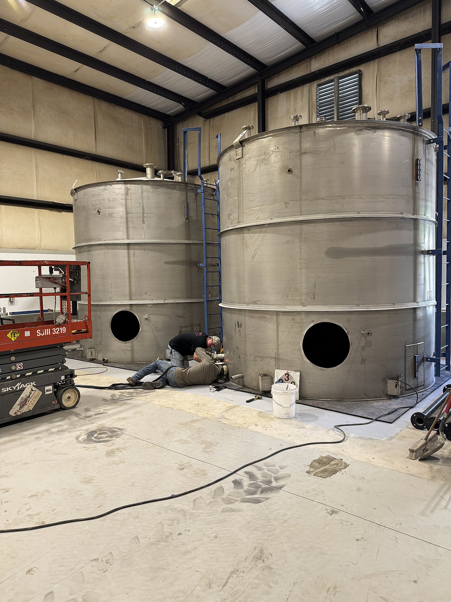 Rainbow Technology Bulk Storage and Package Distribution
