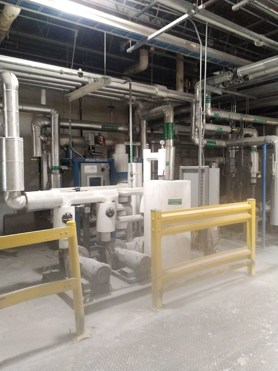 Process hot water skid and piping at Sherwin-Williams Project Wildcat
